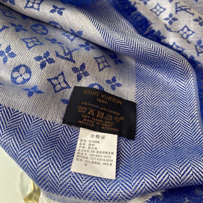 Louis Vuitton Scarf LV00092